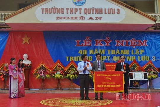 Kỷ niệm 40 năm thành lập Trường THPT Quỳnh Lưu 3