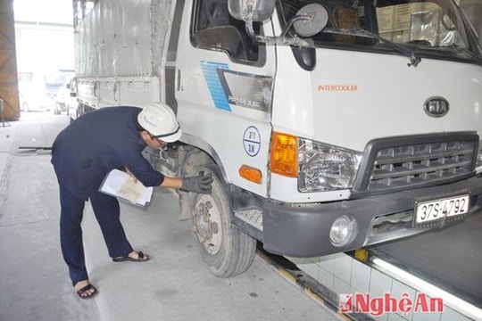 Chụp ảnh phương tiện để xử lý xe vi phạm quá khổ, quá tải