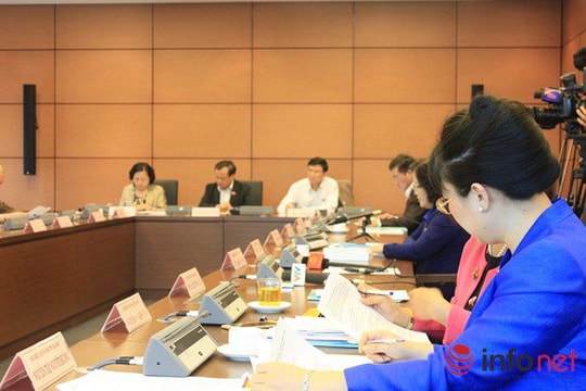 Luật Báo chí sửa đổi: Cần cấm bài báo "kích động bạo lực chém giết đổ máu".