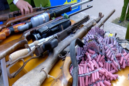 Mở đợt cao điểm thu hồi vũ khí, vật liệu nổ, công cụ hỗ trợ