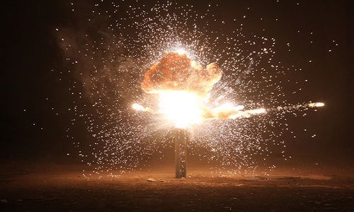 Tia laser có khả năng đốt nóng lên tới 15 triệu độ C