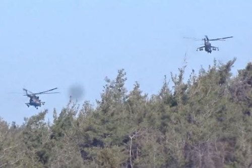 Phiến quân Syria tung video táo tợn bắn hạ trực thăng Nga