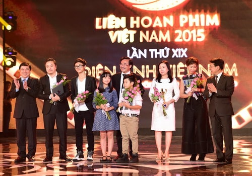 'Tôi thấy hoa vàng trên cỏ xanh' giành giải Bông Sen Vàng