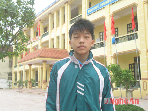 Cậu học trò nhặt được 30 triệu, trả lại người đánh mất