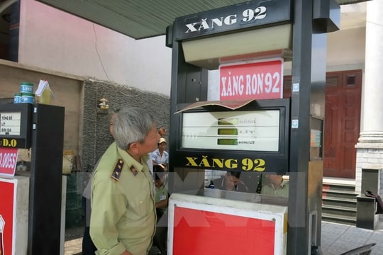 Bắt quả tang cây xăng gắn "chip" gian lận