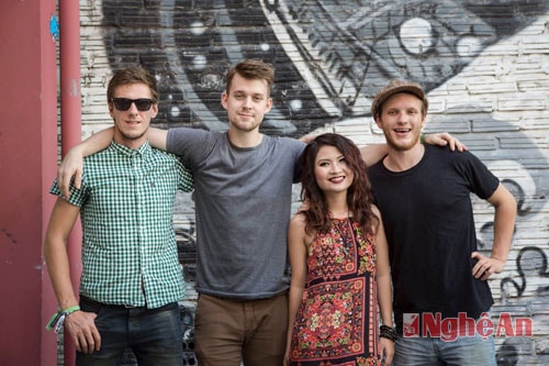 Cô gái quê Nghệ và ban nhạc đa quốc tịch
