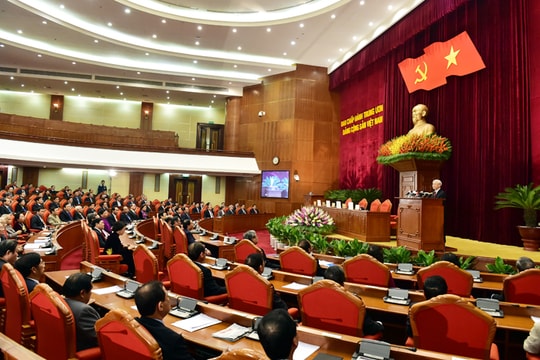 Thông báo Hội nghị lần thứ 13 Ban Chấp hành Trung ương Đảng khóa XI