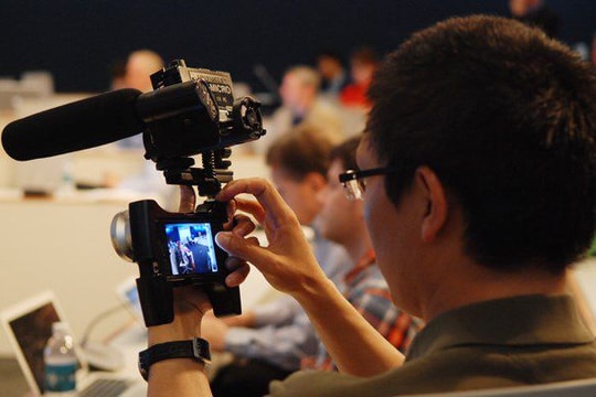 Báo chí không chết đi mà đang tiến hóa trên nền tảng số