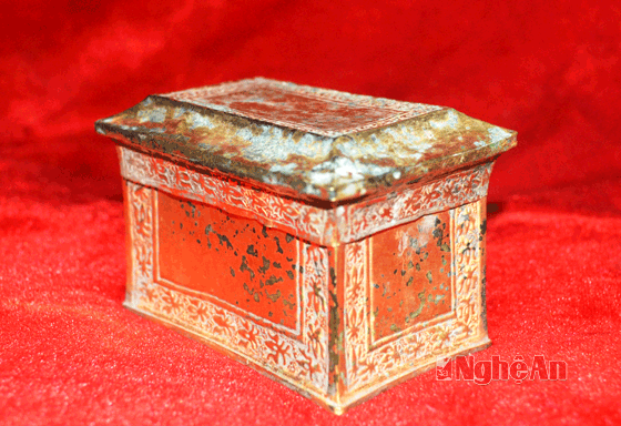 Phát hiện hộp đựng Xá lị Đức Phật bằng vàng ròng ở Nghệ An