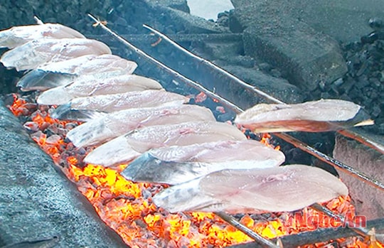 Đặc sản cá thu nướng Cửa Lò