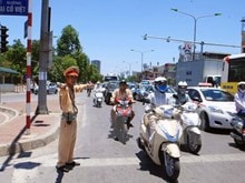 Đẩy mạnh chống tiêu cực trong lực lượng cảnh sát giao thông