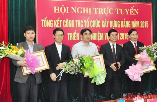 Đặc biệt chăm lo đến đội ngũ cán bộ cơ sở
