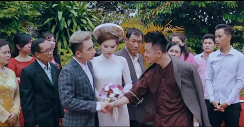 Ca khúc "Vợ người ta" phiên bản kèm đám ma gây sốt