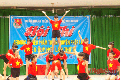 Quỳ Hợp: Hội thi Aerobic và tiểu phẩm tuyên truyền pháp luật