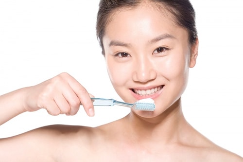 Dùng nhiều kem đánh răng dễ ung thư khoang miệng