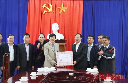 Ban Chỉ đạo Tây Bắc thăm Công ty CP mía đường Sông Lam