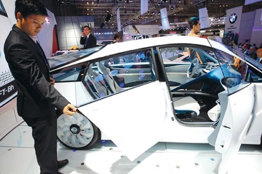 Thuế nhập khẩu ôtô nguyên chiếc giảm, nhưng giá xe lại tăng