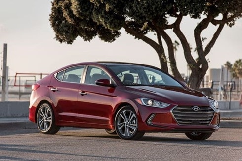 Hyundai Elantra 2017 se duyên cả Apple CarPlay lẫn Android Auto