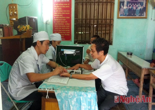 Hoàng Mai đóng góp hơn 17 tỷ đồng Quỹ chăm sóc Người cao tuổi