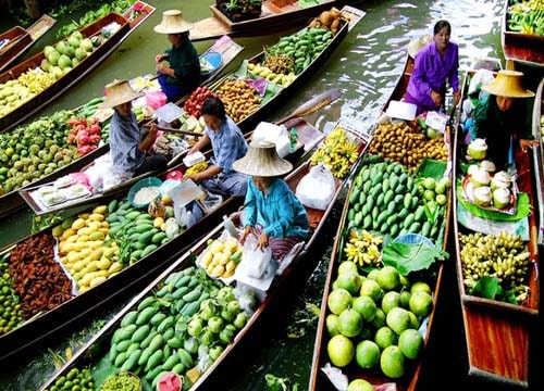 Khám phá những khu chợ nổi hấp dẫn trên thế giới