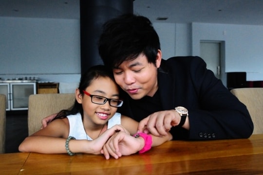 Quang Lê - Phương Mỹ Chi: Cha con kiểu... showbiz?