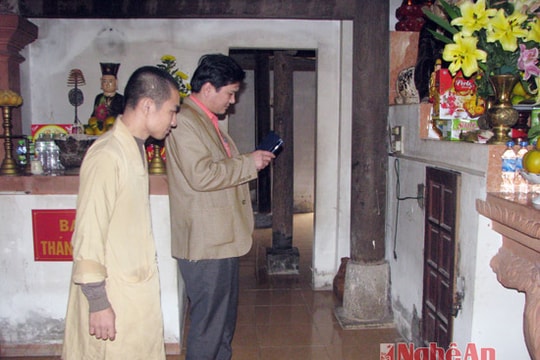 Ngang nhiên vào chùa trộm tiền công đức