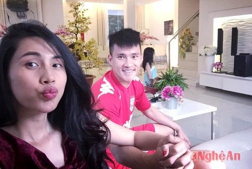 Tết quây quần của Công Vinh, Quang Tình, Phi Sơn và các ngôi sao xứ Nghệ