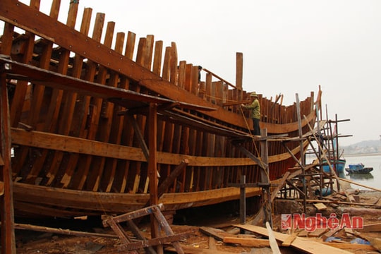 "Xông đất" cơ sở đóng tàu công suất lớn ở TX Hoàng Mai