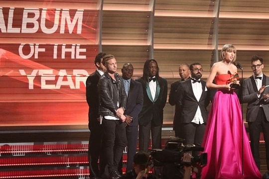 Grammy 2016: Sân khấu không đề cao giải thưởng
