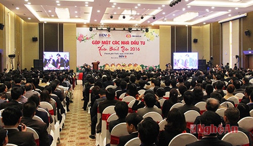 Nghệ An gặp mặt các nhà đầu tư Xuân Bính Thân