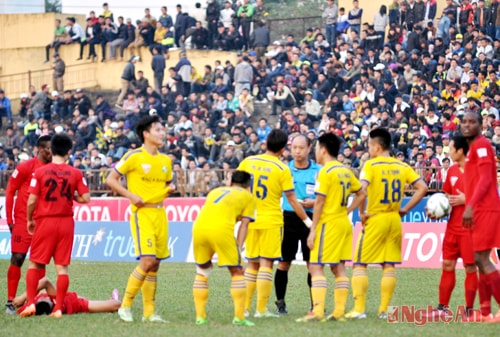 Cựu HLV Nguyễn Thành Vinh mách nước cho Sông Lam Nghệ An