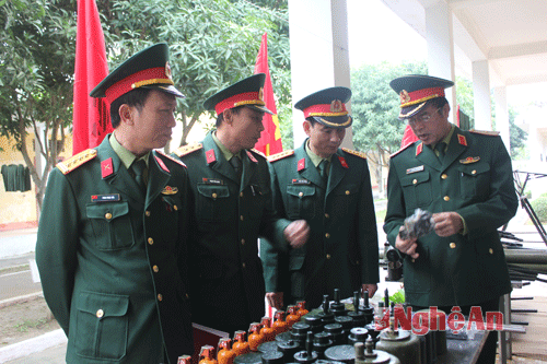 Kiểm tra công tác chuẩn bị ra quân huấn luyện tại Nghệ An