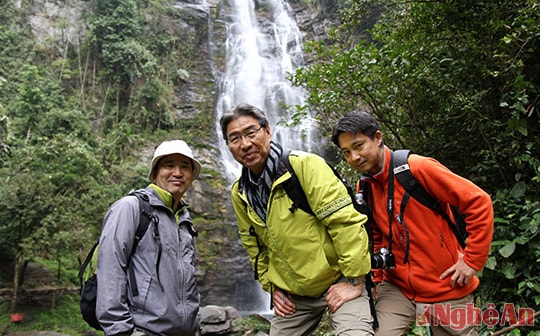 Cùng du khách Nhật khám phá vẻ đẹp nguyên sinh ở Pù Mát