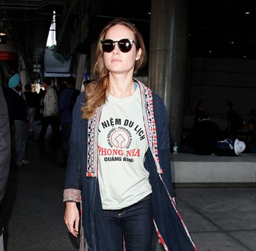 Quảng Bình tính in hình sao Hollywood trên áo lưu niệm