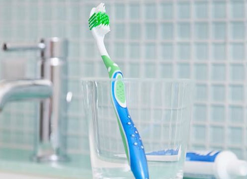 5 sai lầm thường gặp khi dùng bàn chải đánh răng