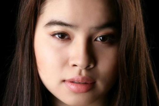 Ca sĩ tự do xinh đẹp, cụ ông 91 tuổi vẫn ứng cử ĐBQH