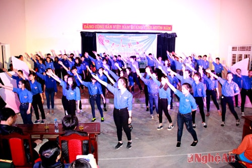 Ấn tượng đêm hội thanh niên Hưng Đông