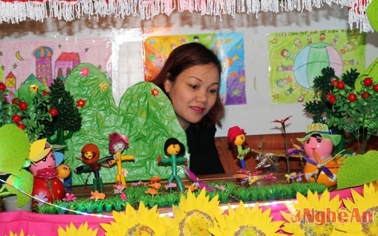 Xuýt xoa trước tài năng của các cô giáo xứ Nghệ