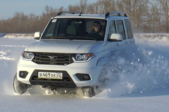 Ôtô Nga giá 300 triệu đồng sắp bán ở Việt Nam