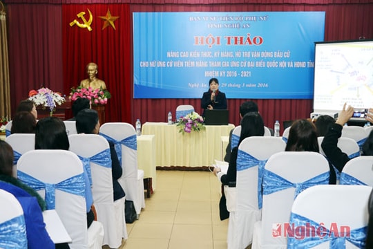 Nâng cao kỹ năng hỗ trợ vận động bầu cử cho ứng cử viên nữ