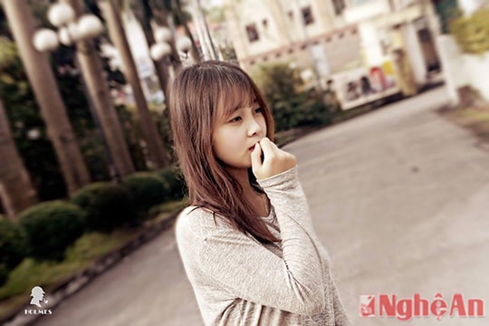 Trò chuyện cùng cô gái người Nghệ cover nhạc phim "Hậu duệ Mặt trời"