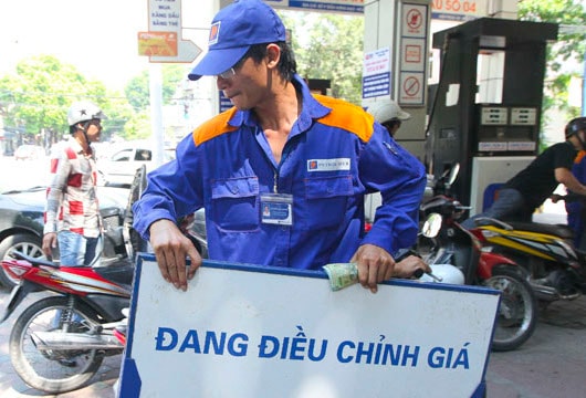 Hơn 3.500 tỷ chênh lệch thuế xăng: Truy trách nhiệm đến đâu?
