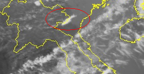 Nghệ An: Cảnh báo mưa rào và giông mạnh