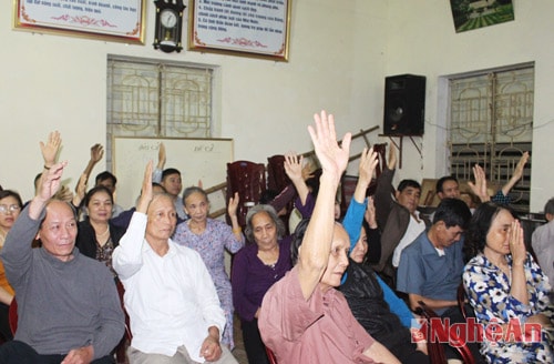 Cử tri nơi cư trú tín nhiệm Tổng biên tập Báo Nghệ An ứng cử đại biểu HĐND tỉnh