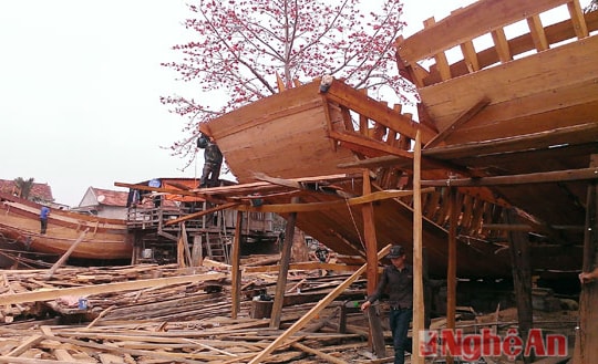 Hơn 10.000 lao động ở Diễn Châu làm dịch vụ hậu cần nghề cá