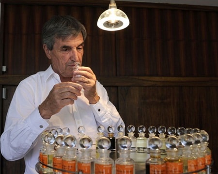 Bí quyết chế tạo nước hoa kinh điển của Hermes