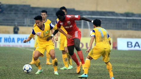 Chơi bóng với trí thông minh và lòng dũng cảm