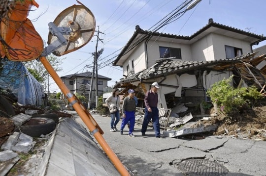 Nhật Bản tan hoang sau động đất