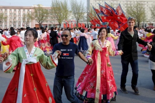 Triều Tiên kỷ niệm 104 năm ngày sinh của cố chủ tịch Kim Nhật Thành