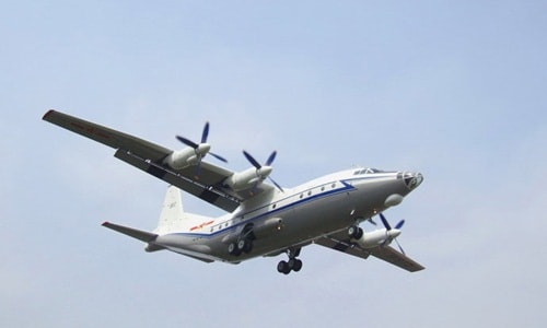 Trinh sát cơ quân sự trá hình Trung Quốc ra Trường Sa